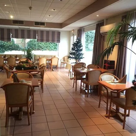 New Christina Hotel 3*