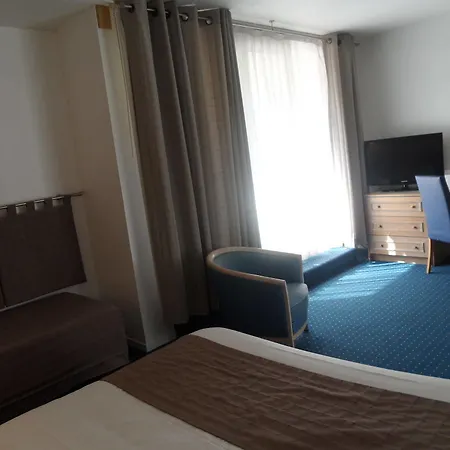 New Christina Hotel